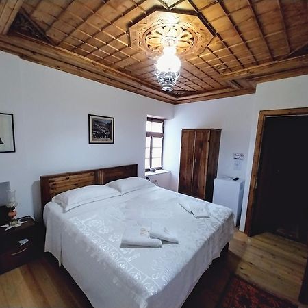 Guest House J.Prifti Berat Exterior photo