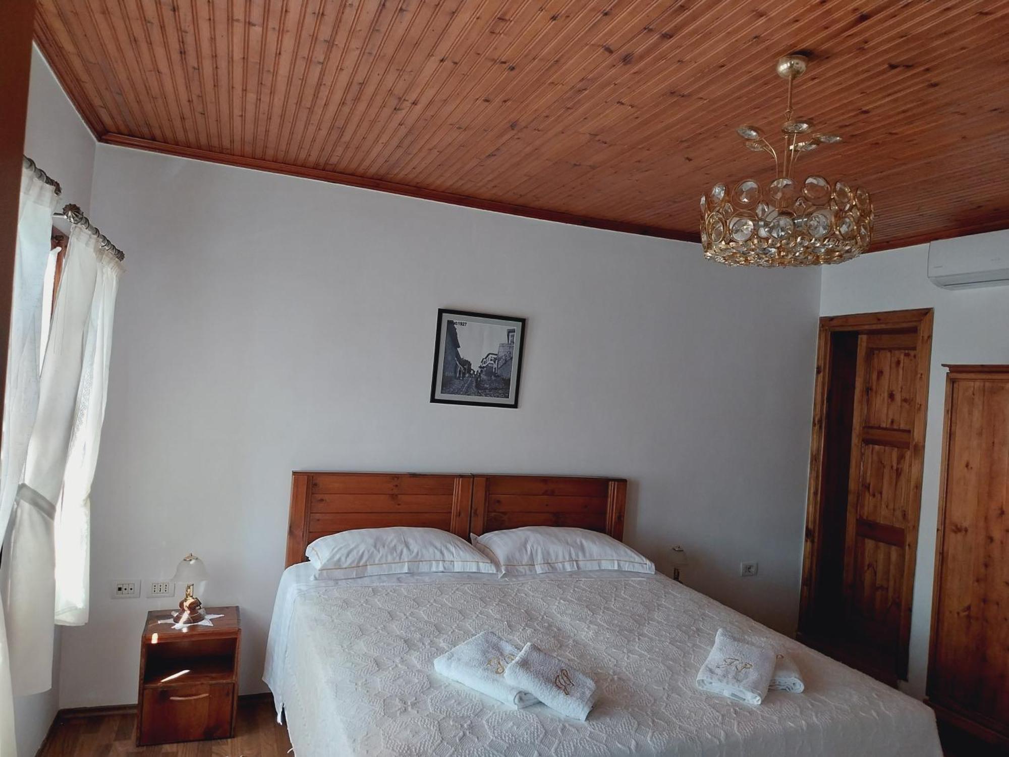 Guest House J.Prifti Berat Room photo